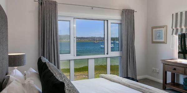 On The Water - Thesen Apartment Knysna Ngoại thất bức ảnh